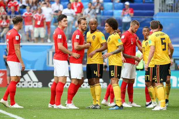 突出重围的 突出重围的