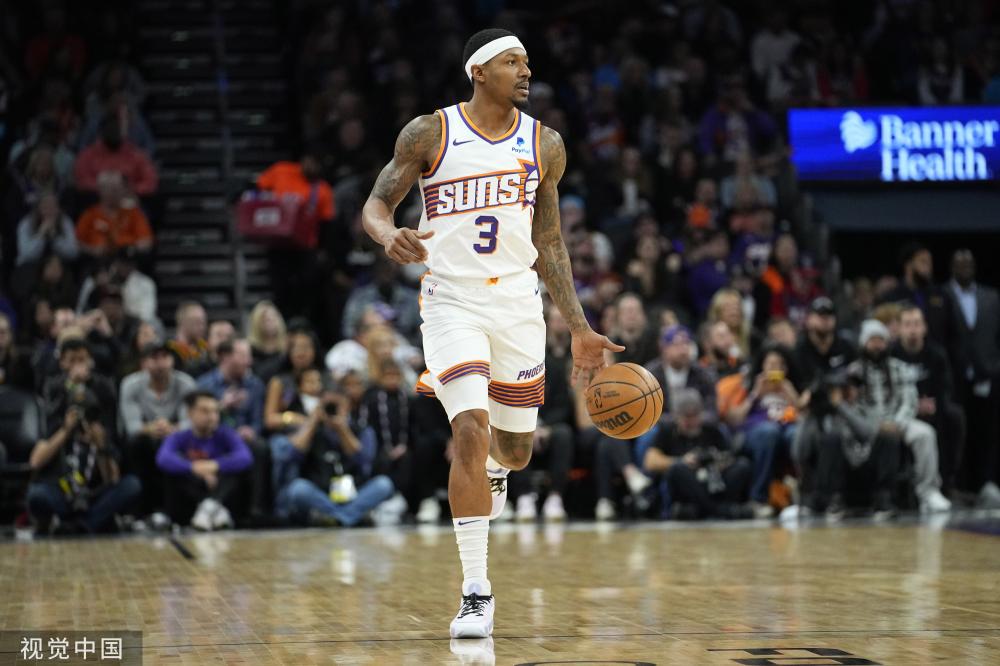 场沸腾不已 场沸腾不已